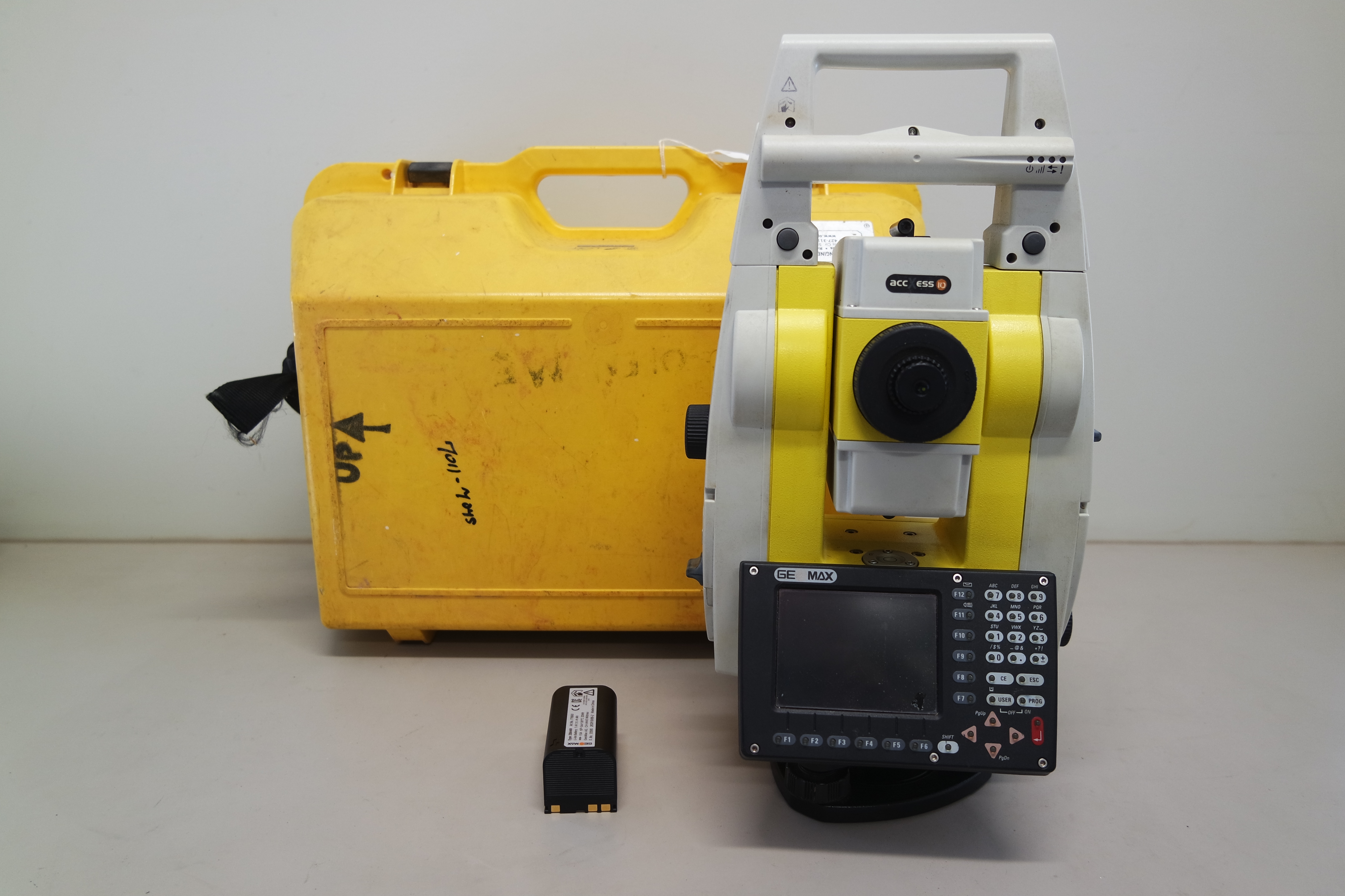 geomax zoom80 robotic total station